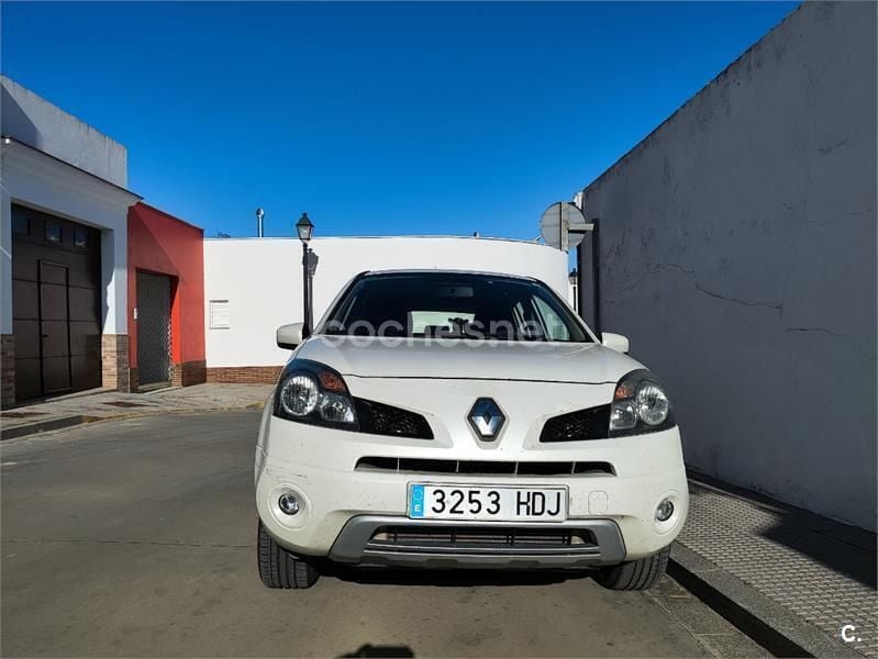 Blanco Usado 2011 Renault Koleos Expression SUV | 6700 € (Precio justo) - Imagen 1/4