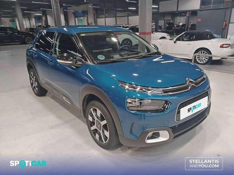 Usado Citroën C4 Cactus Shine 99 CV (72 kW) 2020 Azul Utilitario