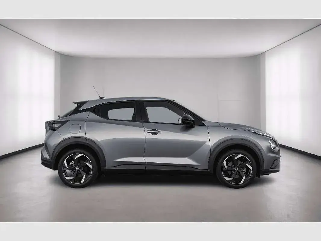 Usado Nissan Juke Acenta 114 CV (83 kW) 2023 Gris SUV