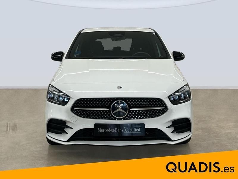 Usado Mercedes B250e AMG line 218 CV (160 kW) 2024 Blanco polar Monovolumen