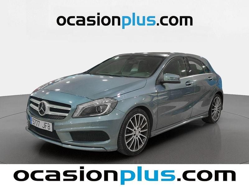 Azul Usado 2015 Mercedes A180 AMG line Utilitario | 15.450 € (Precio justo) - Imagen 1/4
