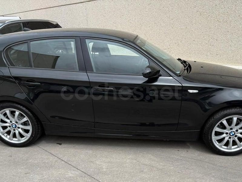 Usado BMW 116 122 HP (89 kW) 2009 Preto Citadino