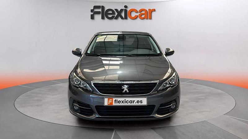 Usado Peugeot 308 Style 131 CV (96 kW) 2020 Gris Utilitario