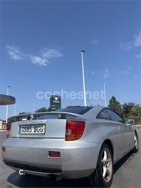 Gris / plata Usado 2001 Toyota Celica Coupe | 4400 € - Imagen 1/4