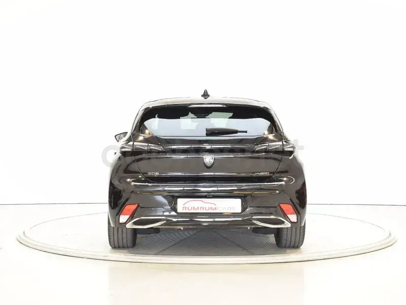 Usado Peugeot 308 GT 180 CV (132 kW) 2023 Negro Berlina