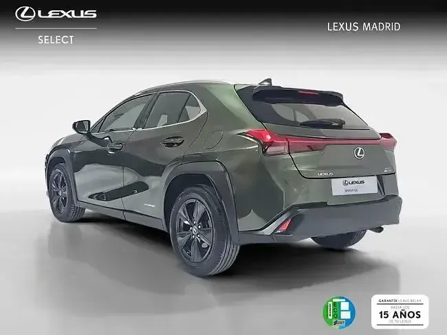 Usado Lexus UX Business Edition 183 CV (134 kW) 2022 Verde SUV