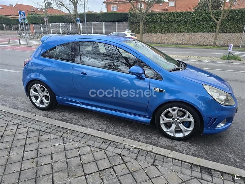 Usado Opel Corsa OPC 192 CV (141 kW) 2007 Azul Utilitario