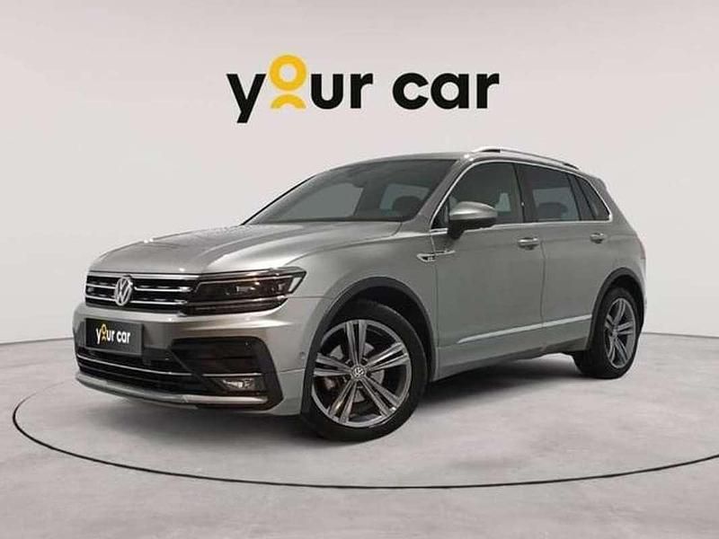 Usado VW Tiguan Sportline 150 CV (110 kW) 2020 Gris / plata SUV