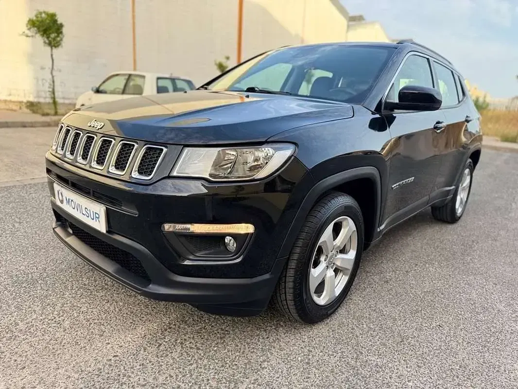 Usado Jeep Compass Night Eagle 140 CV (102 kW) 2018 Negro SUV
