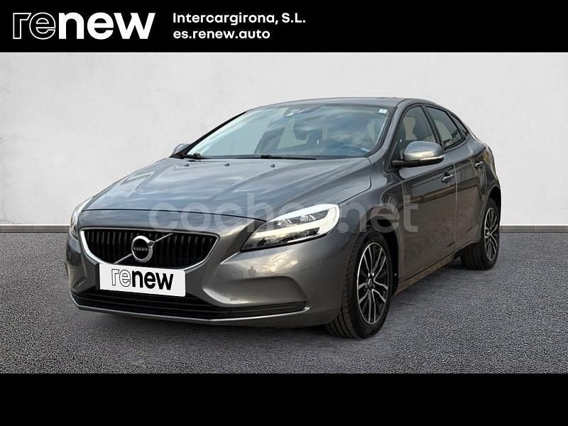 Gris / plata Usado 2017 Volvo V40 Momentum Berlina | 14.500 € (Precio justo) - Imagen 1/4