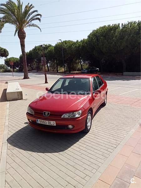 Rojo Usado 2001 Peugeot 306 Berlina | 2100 € (Precio justo) - Imagen 1/4