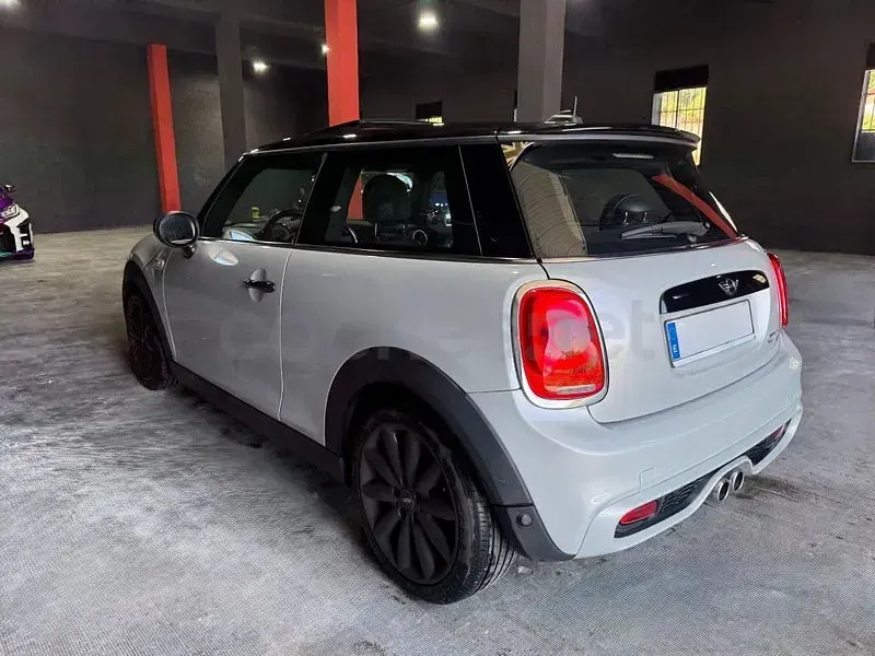 Usado Mini Cooper S 192 CV (141 kW) 2017 Gris / plata Utilitario