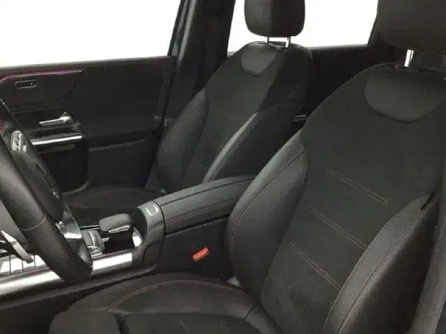 Usado Mercedes B250e 218 CV (160 kW) 2021 Gris montaña Utilitario