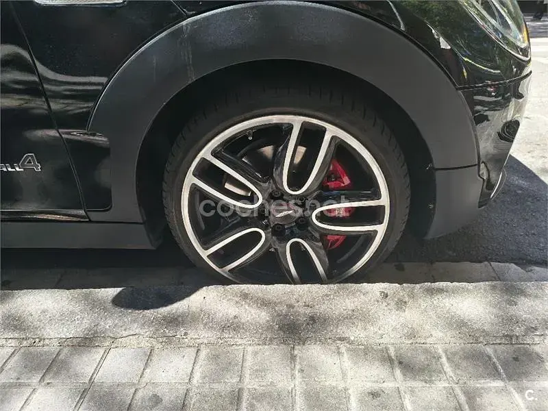 Usado Mini John Cooper Works Clubman 231 CV (169 kW) 2017 Negro Familiar