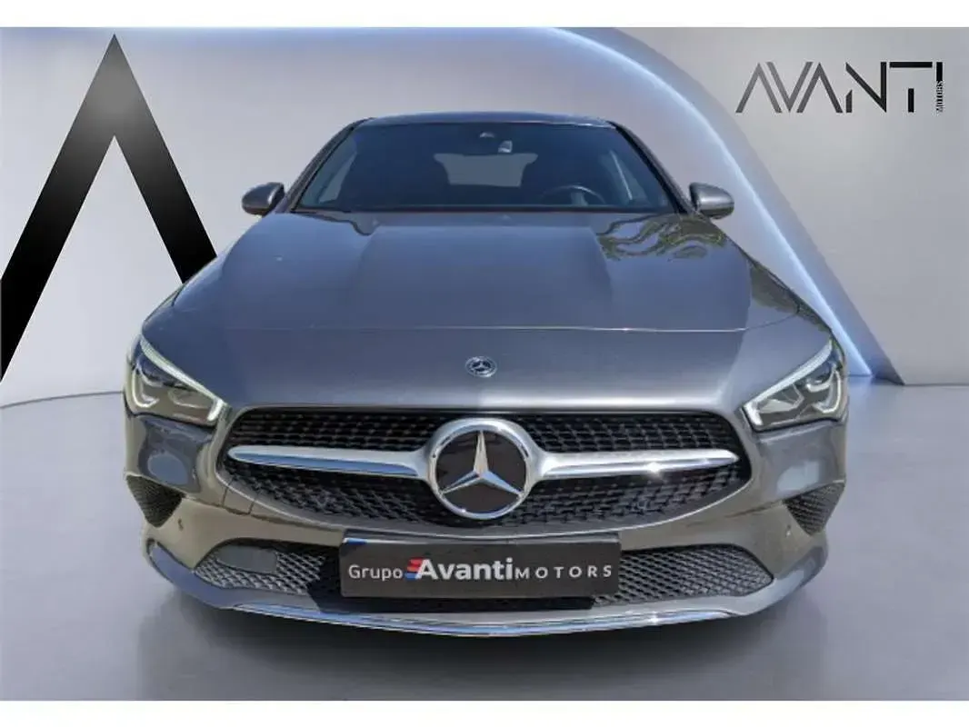 Usado Mercedes CLA200 163 CV (119 kW) 2019 Berlina