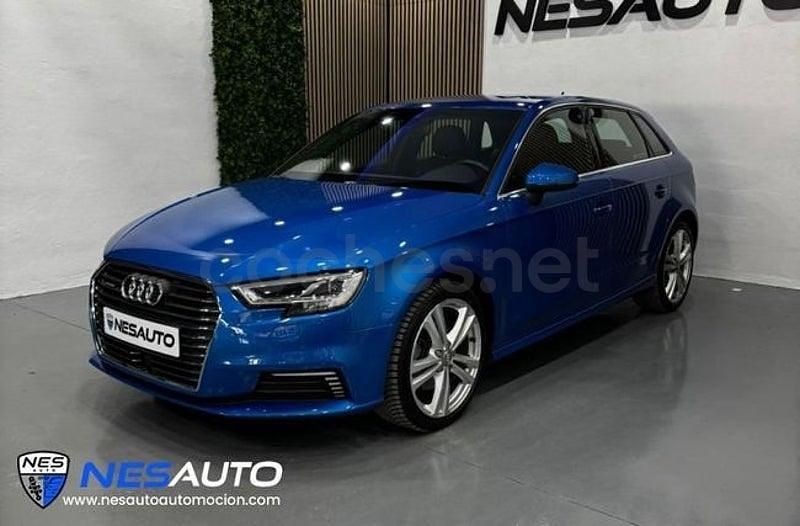 Käytetty Audi A3 204 HP (150 kW) 2020 Sininen Sedan