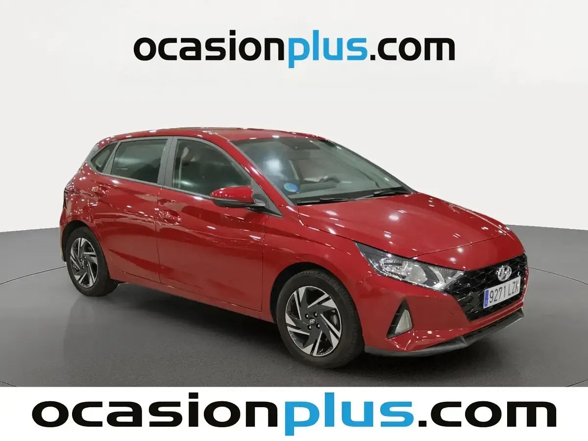 Usado Hyundai i20 100 CV (73 kW) 2022 Rojo Utilitario