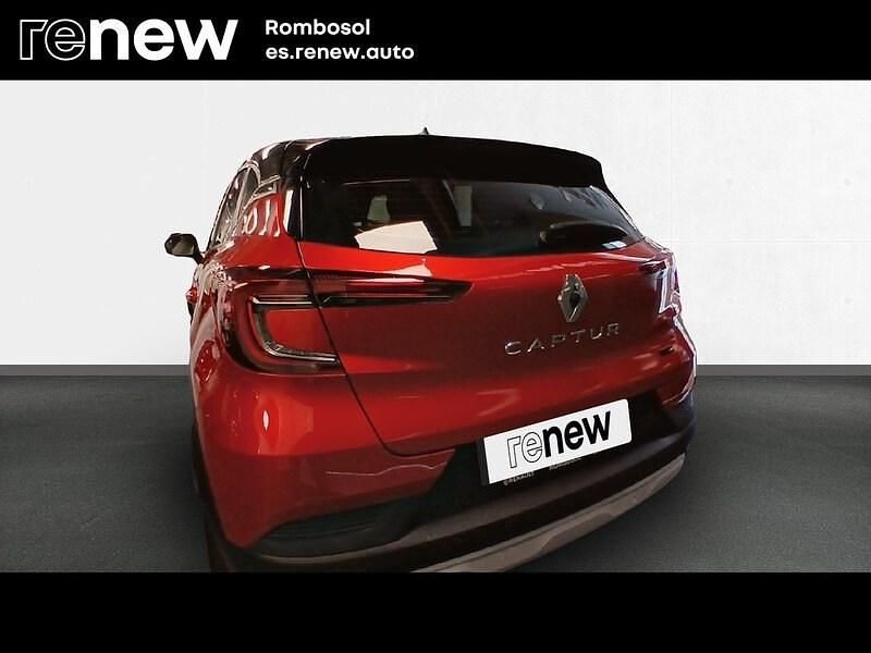 Usado Renault Captur Evolution 145 CV (106 kW) 2022 Rojo SUV