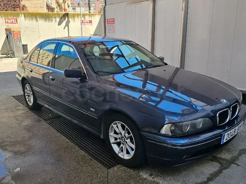 Usado BMW 525 163 CV (119 kW) 2003 Azul Berlina