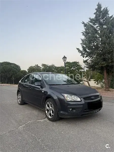 Usado Ford Focus Trend 115 CV (84 kW) 2009 Negro Berlina