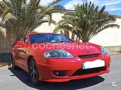 Usado Hyundai Coupé 105 CV (77 kW) 2005 Rojo Coupe