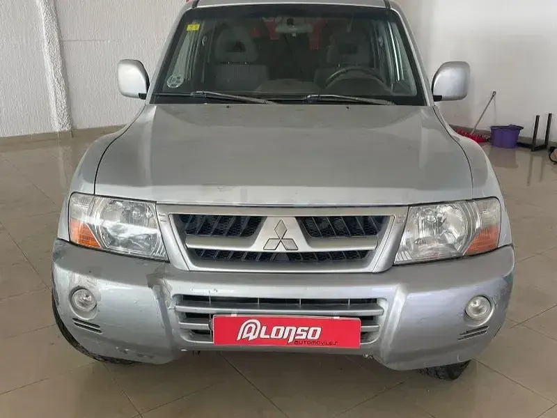 Usado Mitsubishi Montero 115 CV (84 kW) 2006 Gris / plata SUV