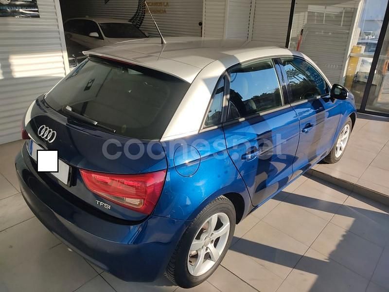 Usado Audi A1 Sportback Ambition 86 CV (63 kW) 2014 Azul Utilitario