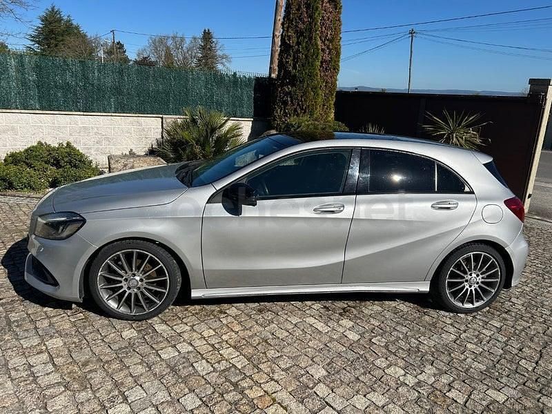 Usado Mercedes A200 136 CV (100 kW) 2017 Gris / plata Berlina