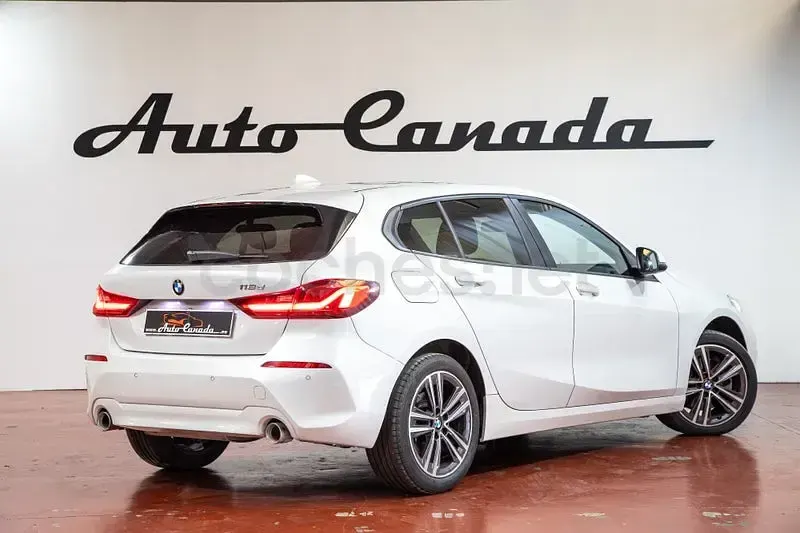 Usado BMW 118 150 CV (110 kW) 2022 Blanco Berlina