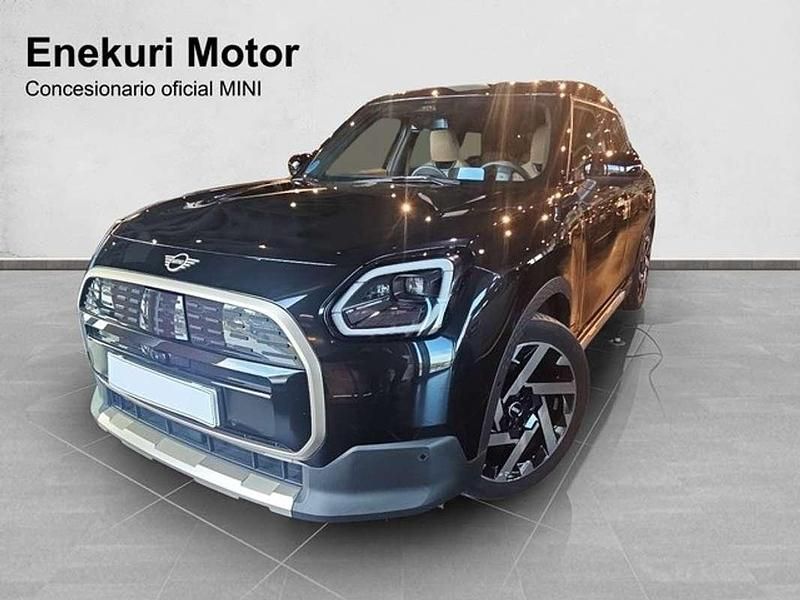 Usado Mini One Countryman Essential 150 kW (204 CV) 2024 Negro SUV
