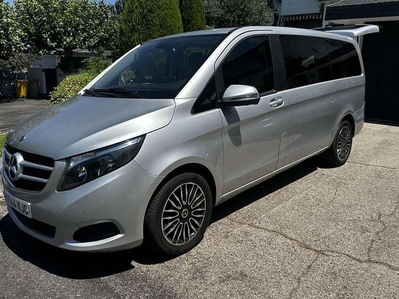 Gris / plata Usado 2018 Mercedes V220 Avantgarde Monovolumen | 35.900 € (Buen precio) - Imagen 1/4