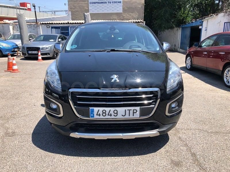 Usado Peugeot 3008 Allure 120 CV (88 kW) 2016 Negro Berlina