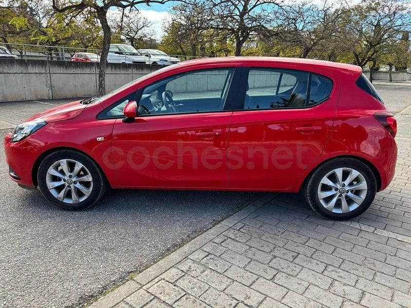 Usado Opel Corsa Business 90 CV (66 kW) 2018 Rojo Utilitario