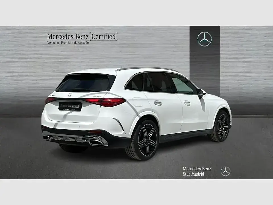 Używany Mercedes GLC220 197 KM (144 kW) 2023 Biały