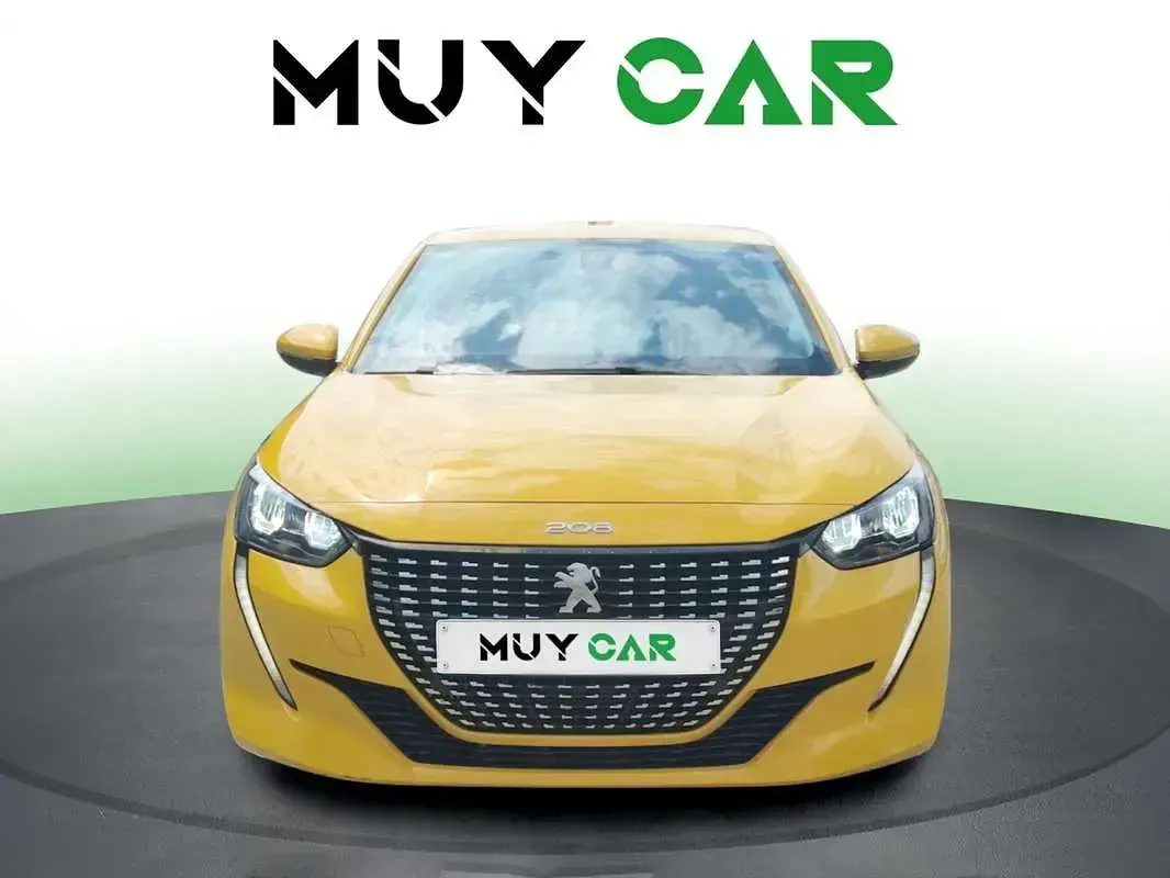Usado Peugeot 208 Allure 102 CV (75 kW) 2020 Amarillo Utilitario