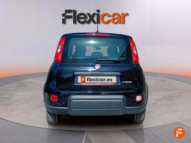 Usado Fiat Panda 71 CV (52 kW) 2023 Negro Utilitario