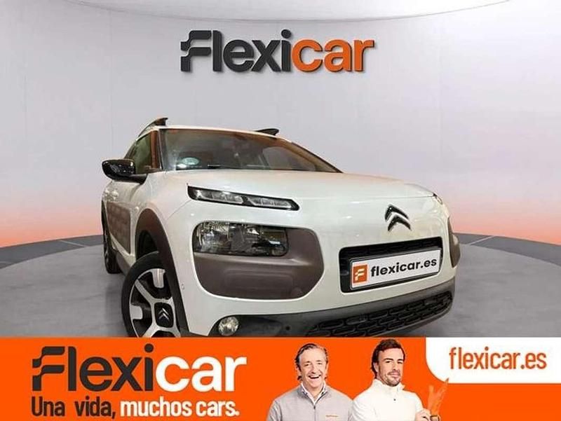 Blanco Usado 2017 Citroën C4 Cactus Feel Utilitario | 8390 € (Precio justo) - Imagen 1/4