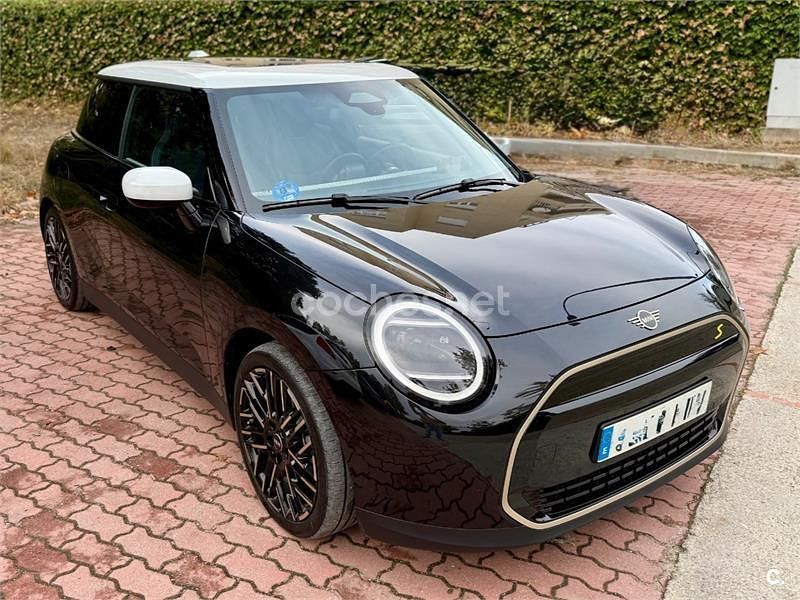 Eléctrico Usado 2024 Mini Cooper SE Utilitario | 33.900 € - Imagen 1/4