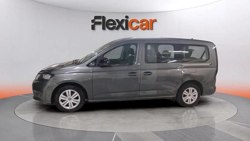 Usado VW Caddy Maxi 122 CV (89 kW) 2024 Gris Monovolumen