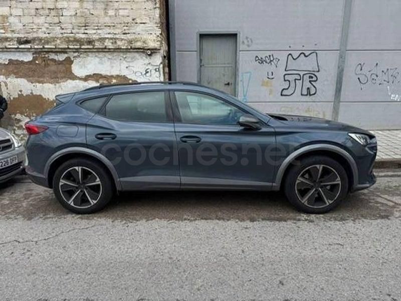 Usado Cupra Formentor 150 CV (110 kW) 2022 Gris / plata SUV