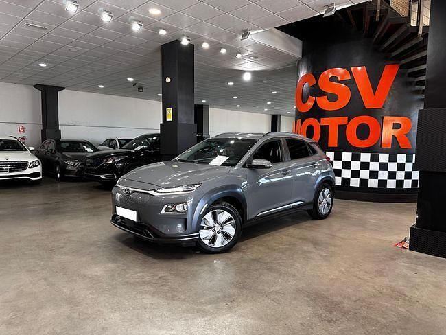 Usado Hyundai Kona 100 kW (137 CV) 2021 Gris SUV