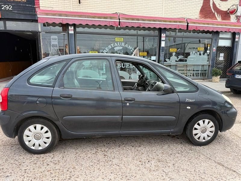 Usado Citroën C4 Picasso Exclusive 110 CV (80 kW) 2007 Gris / plata Monovolumen
