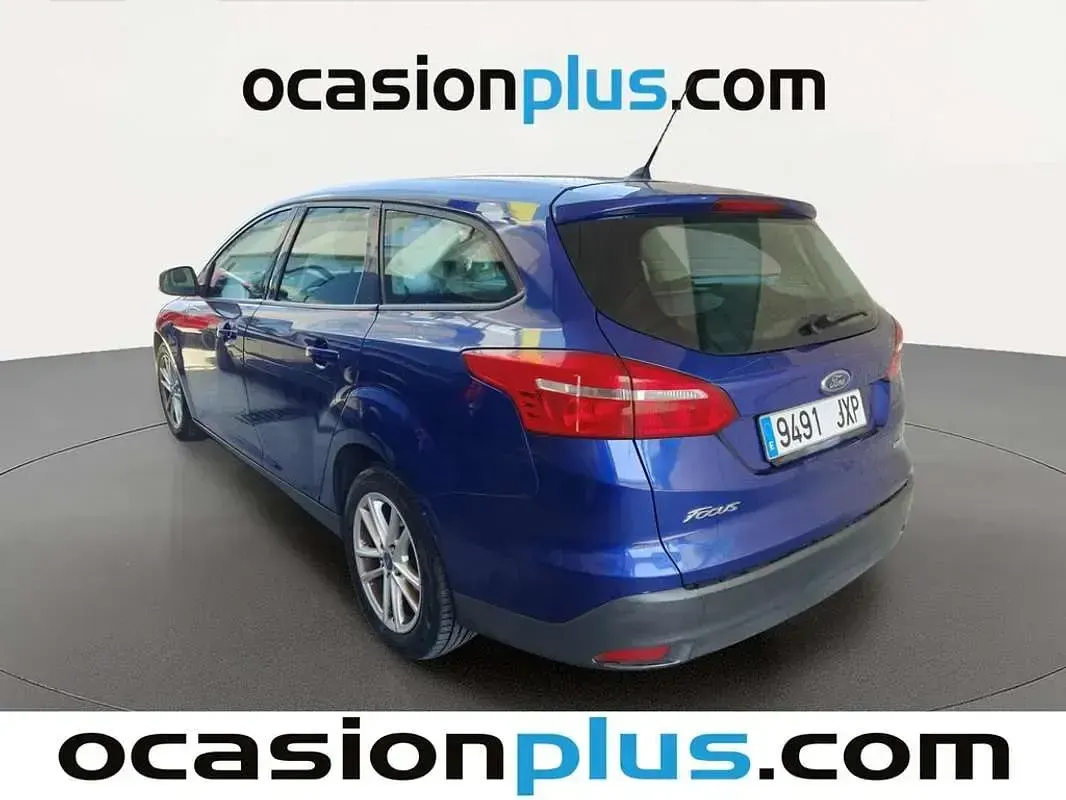Usado Ford Focus Business Edition 125 CV (91 kW) 2017 Azul Familiar