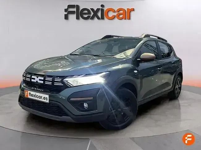 Usado Dacia Sandero Expression 101 CV (74 kW) 2025 Verde