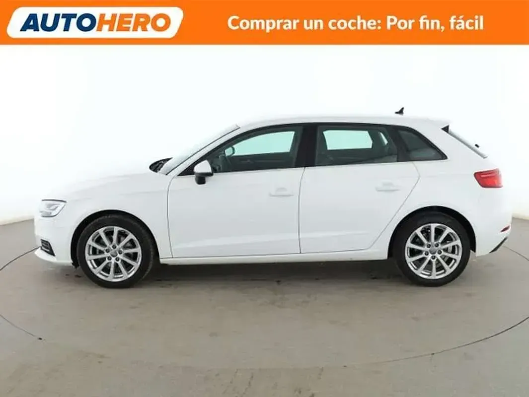 Usado Audi A3 Design 116 CV (85 kW) 2018 Blanco Berlina