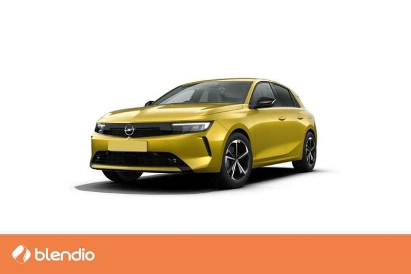 Amarillo Usado 2024 Opel Astra Edition Berlina | 29.000 € - Imagen 1/4