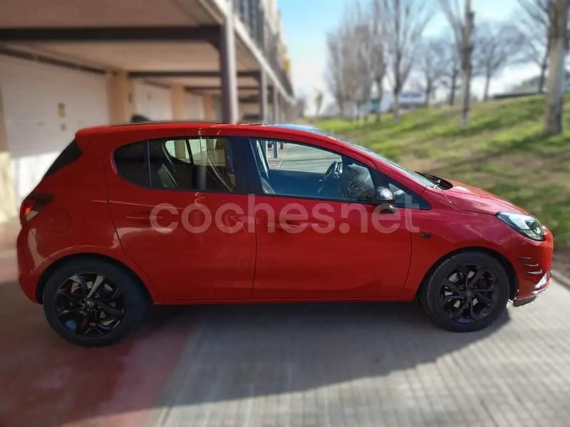 Usado Opel Corsa Selective 95 CV (69 kW) 2016 Rojo Utilitario