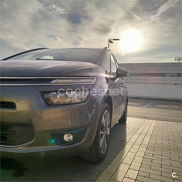 Usado Citroën C4 Picasso Shine 150 CV (110 kW) 2016 Gris / plata Monovolumen