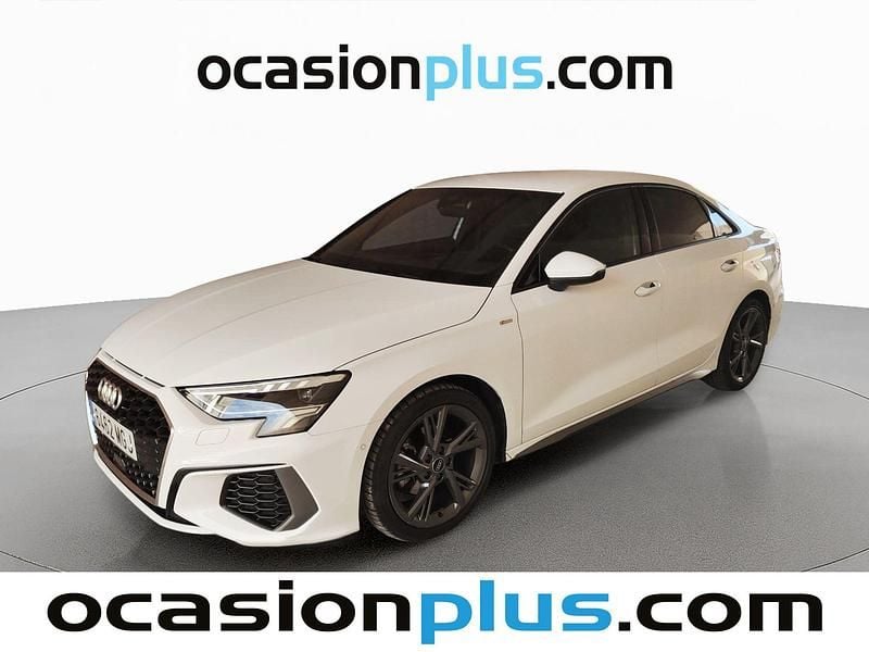 Usado Audi A3 S-Line 116 CV (85 kW) 2023 Blanco Berlina