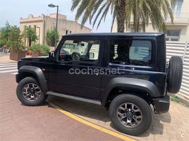Usado Suzuki Jimny 102 CV (75 kW) 2018 Negro SUV